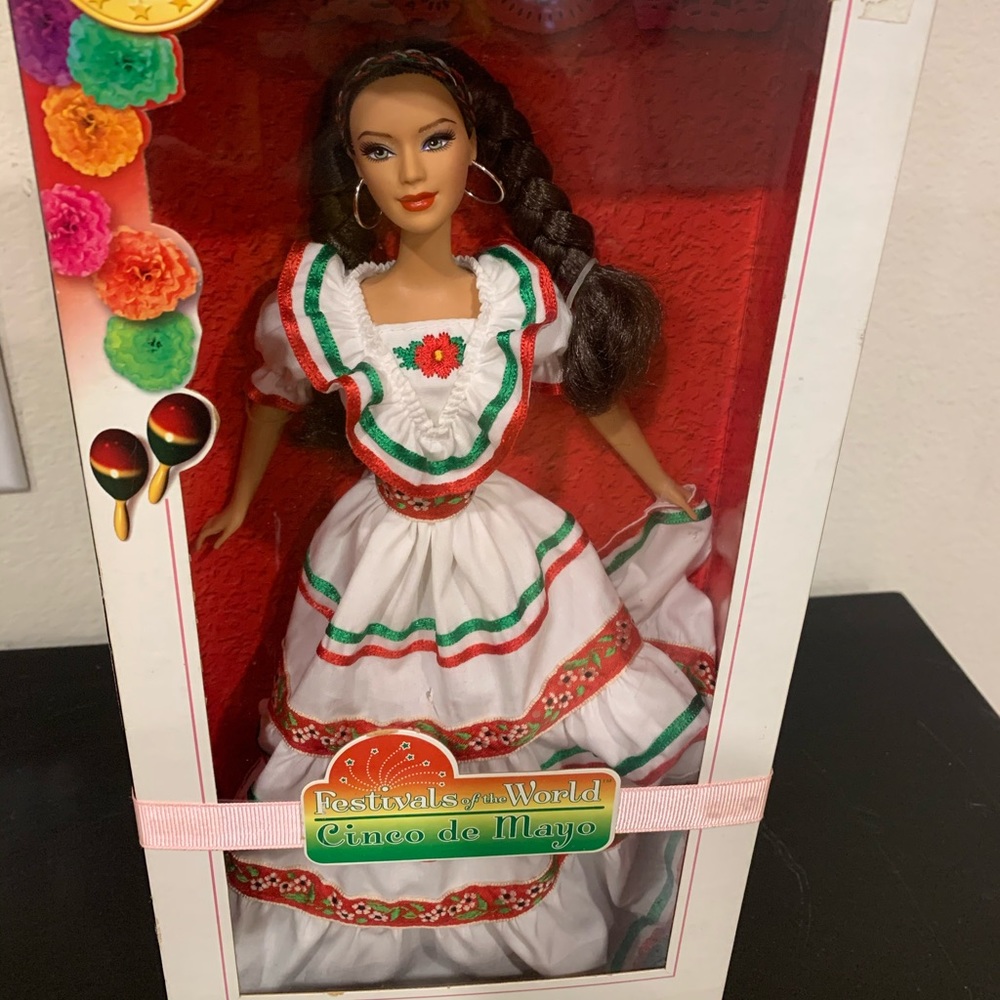 Cinco De Mayo Mexican Barbie View 2